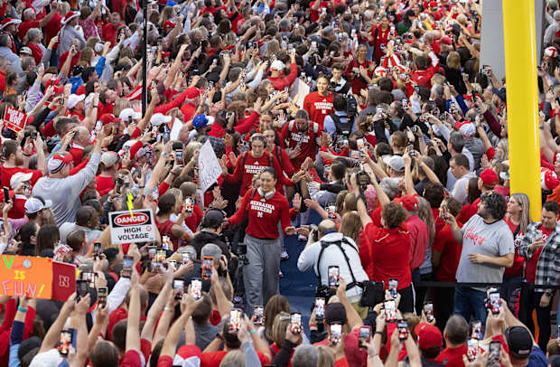 Fans greet team pregame 2023 Nebraska vs Pitt NCAA volleyball semifinal